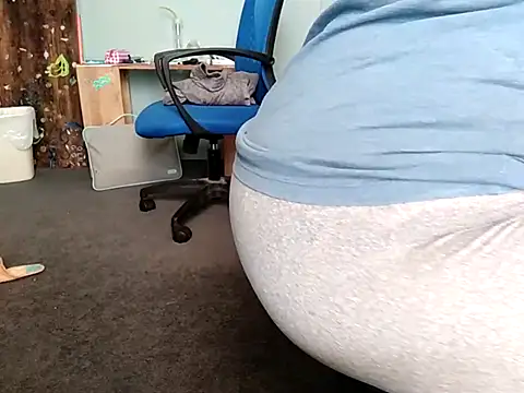 missthickness35 Pika online show from 10-26-25, 07:31