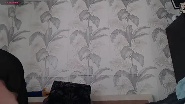 CamDiva113 online show from 06-09-26, 01:17