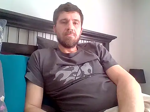GrootV0o3lSA online show from 06-11-26, 12:25