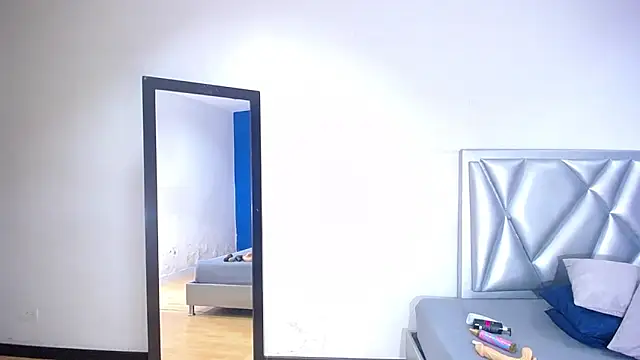 exotic karmella online show from 11-14-25, 10:07