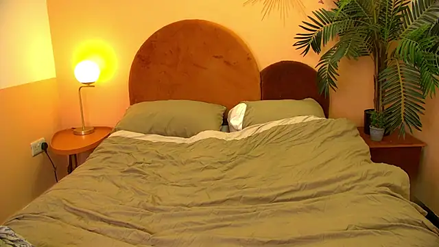 Snapshot of FerrariRedxBabestation chatting on 02-28-26, 09:27 FerrariRedxBabestation online show from 02-28-26, 09:27