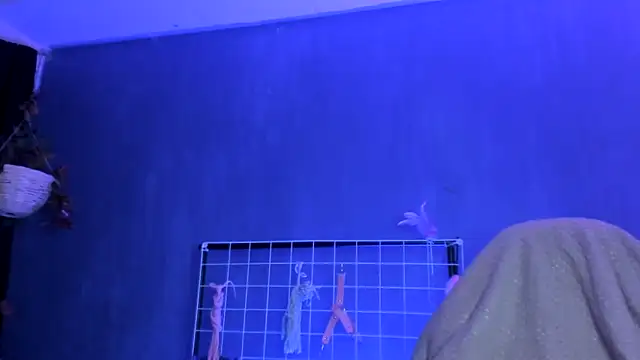 Hellen dumont online show from 02-10-25, 01:14