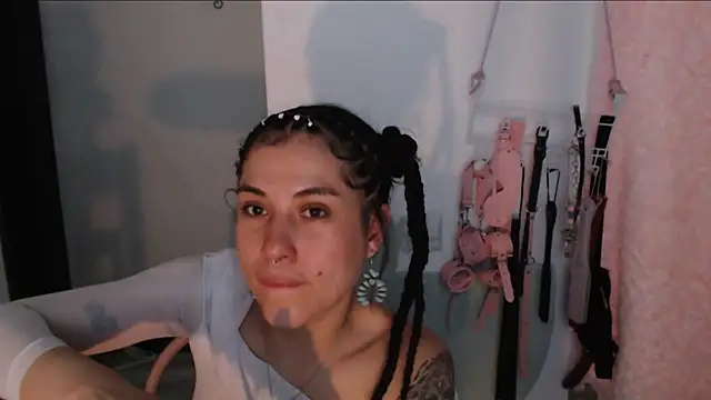 Hellen dumont online show from 03-01-26, 01:51