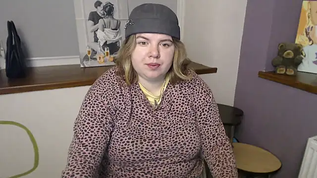 so shy online show from 04-25-26, 06:38