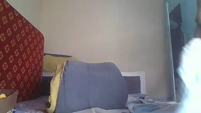 Snapshot of Babysiara1 chatting on 05-28-26, 05:27 Babysiara1 online show from 05-28-26, 05:27