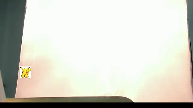 Snapshot of honey_skin chatting on 12-22-24, 11:00 honey skin online show from 12-22-24, 11:00