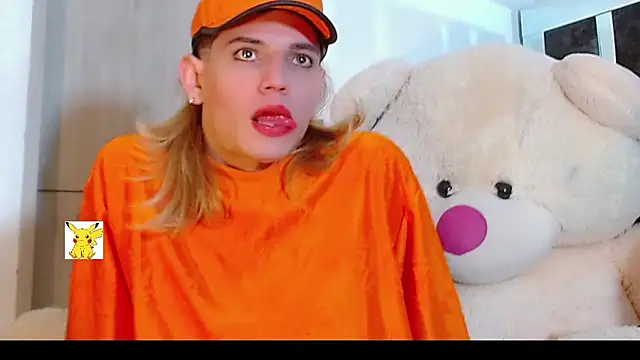 Snapshot of honey_skin chatting on 02-06-25, 03:27 honey skin online show from 02-06-25, 03:27