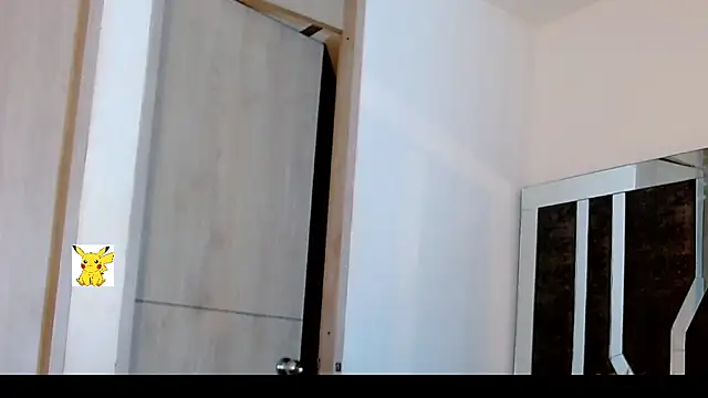 Snapshot of honey_skin chatting on 02-17-25, 07:47 honey skin online show from 02-17-25, 07:47