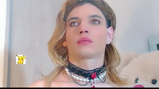 Snapshot of honey_skin chatting on 02-24-25, 09:09 honey skin online show from 02-24-25, 09:09