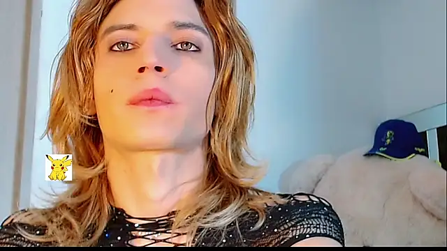 Snapshot of honey_skin chatting on 03-03-25, 12:27 honey skin online show from 03-03-25, 12:27