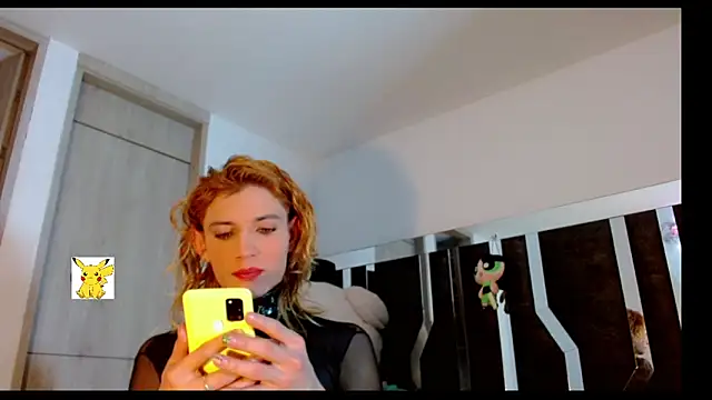 Snapshot of honey_skin chatting on 03-13-25, 12:13 honey skin online show from 03-13-25, 12:13