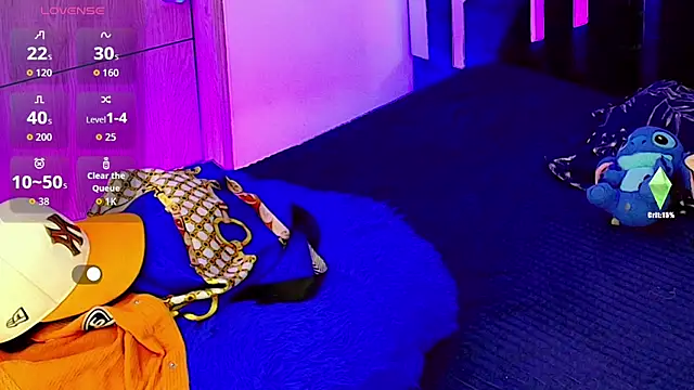 Snapshot of honey_skin chatting on 10-02-25, 05:25 honey skin online show from 10-02-25, 05:25