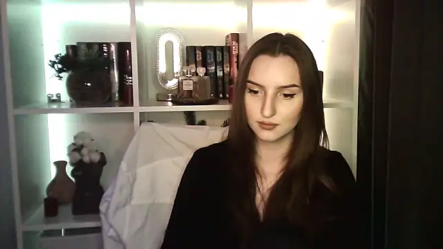 X Alisa online show from 04-17-26, 06:22