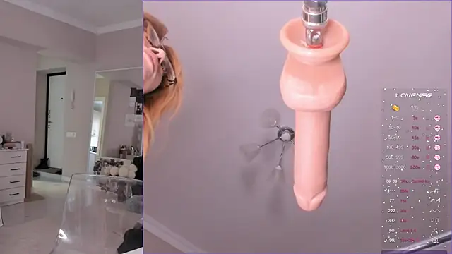 Snapshot of jane_sui chatting on 10-28-25, 05:22 jane sui online show from 10-28-25, 05:22