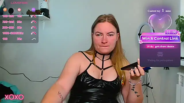 Snapshot of ElenaMaeer chatting on 07-21-26, 06:16 ElenaMaeer online show from 07-21-26, 06:16