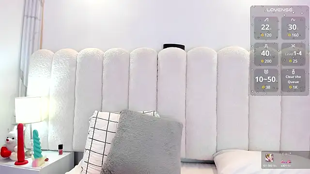 Snapshot of Mia_rom11 chatting on 03-16-25, 03:50 Mia rom11 online show from 03-16-25, 03:50