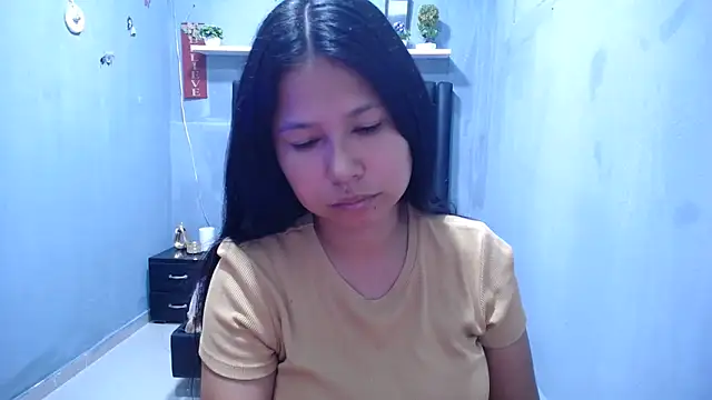 Letty Plugxo online show from 04-23-26, 01:13