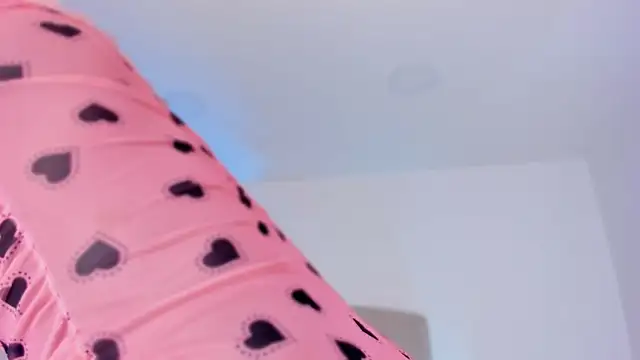 Snapshot of Ammy_xx chatting on 09-14-25, 07:13 Ammy xx online show from 09-14-25, 07:13