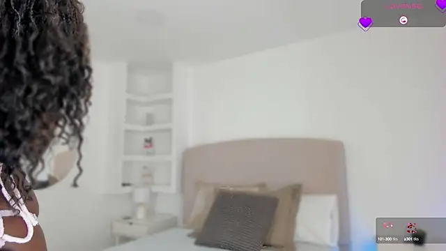 Snapshot of Ammy_xx chatting on 10-08-25, 07:55 Ammy xx online show from 10-08-25, 07:55