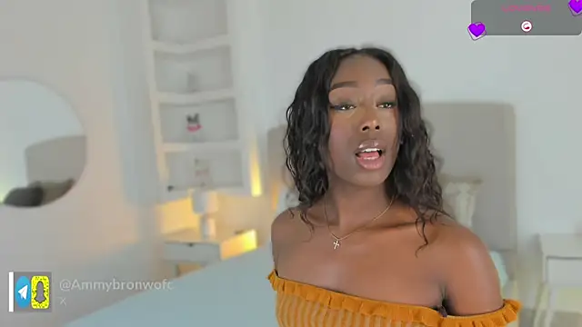 Snapshot of Ammy_xx chatting on 11-15-25, 08:38 Ammy xx online show from 11-15-25, 08:38