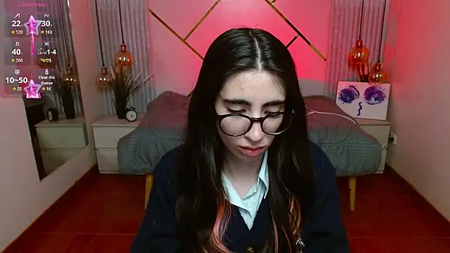 LenaRoses online show from 05-13-26, 07:11