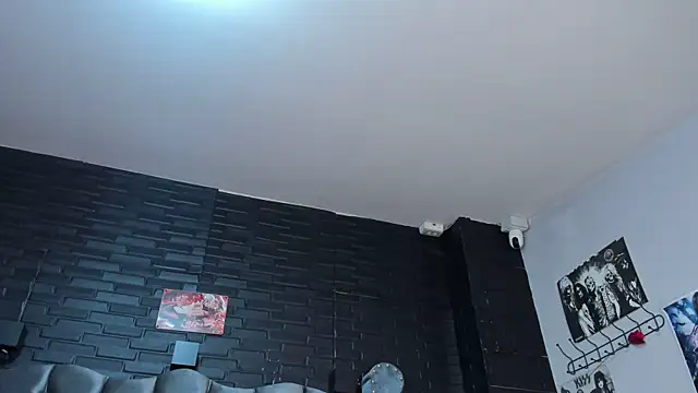 Snapshot of alice_greco chatting on 09-19-25, 07:25 alice greco online show from 09-19-25, 07:25