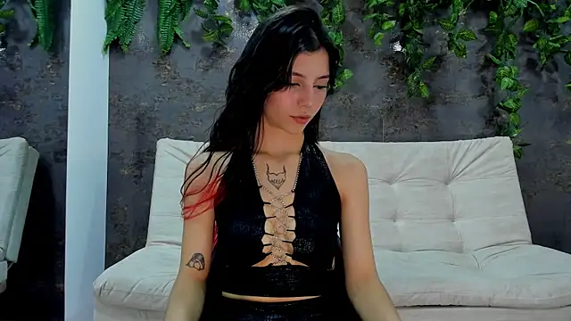 Snapshot of alice_greco chatting on 12-14-25, 03:39 alice greco online show from 12-14-25, 03:39