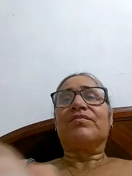  candi online show from 12-18-25, 01:44