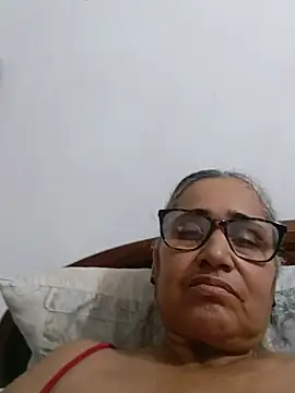  candi online show from 07-02-26, 12:43