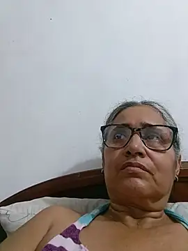  candi online show from 07-02-26, 11:44