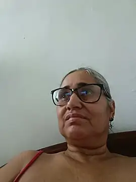  candi online show from 07-17-26, 12:45