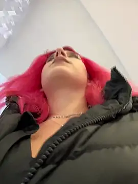 RiriRoseey online show from 02-04-25, 08:35