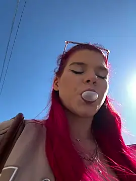 RiriRoseey online show from 04-25-26, 07:00