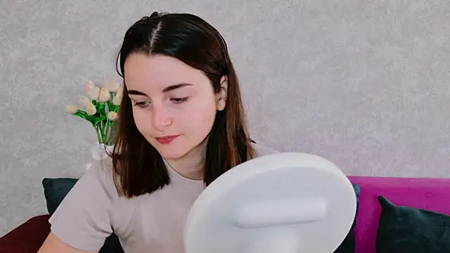 Miss Arwen online show from 09-18-25, 05:09