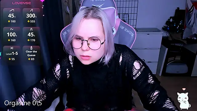 Snapshot of miray_kuriyama123 chatting on 03-05-26, 06:15 miray kuriyama123 online show from 03-05-26, 06:15