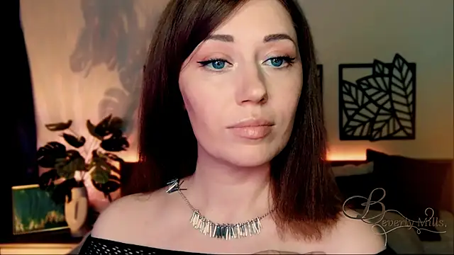 Snapshot of MissBeverlyMills chatting on 12-15-24, 02:37 MissBeverlyMills online show from 12-15-24, 02:37