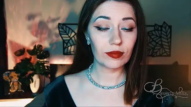 Snapshot of MissBeverlyMills chatting on 02-22-25, 08:53 MissBeverlyMills online show from 02-22-25, 08:53