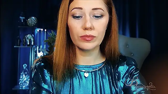 MissBeverlyMills online show from 04-24-26, 04:37