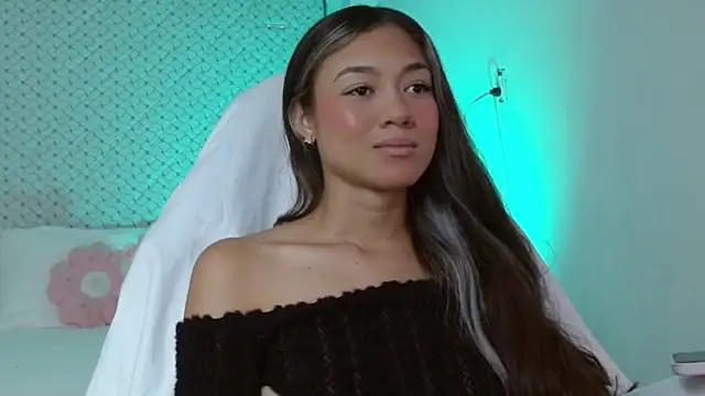 hantonella  online show from 04-06-26, 03:35