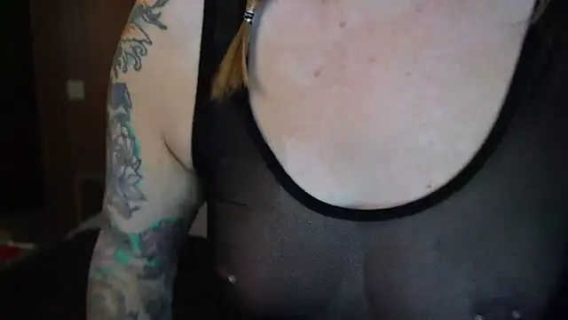 MaggieMayI89 online show from 03-26-26, 04:45