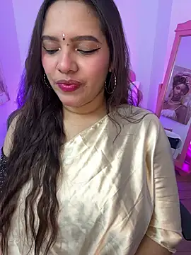 krishaa  online show from 02-18-26, 07:43