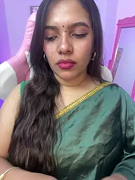 krishaa  online show from 04-25-26, 05:32