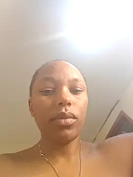 Missthigh online show from 10-05-25, 06:12