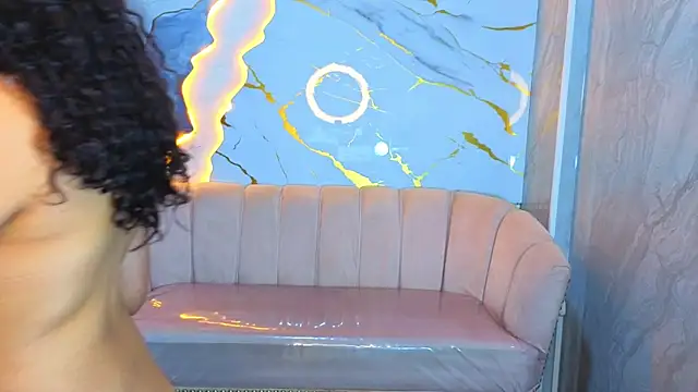 victoria castillo b online show from 04-25-26, 07:44