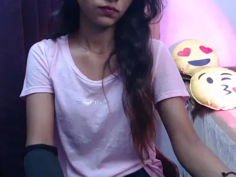 Angel kiyara online show from 10-07-25, 08:06