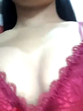 Snapshot of Sarita_7 chatting on 11-08-25, 04:45 Sarita 7 online show from 11-08-25, 04:45