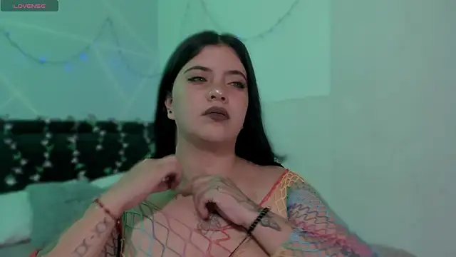 Alexa Espinoza online show from 04-28-26, 12:43