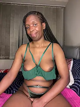 Snapshot of Kinkyy_ chatting on 12-16-24, 11:50 Kinkyy online show from 12-16-24, 11:50
