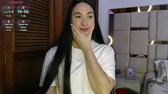 sofiaduque 26 online show from 01-20-25, 08:50