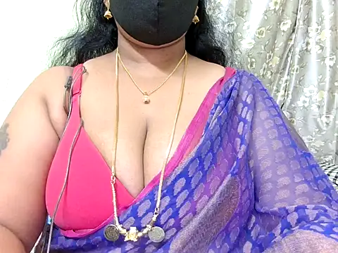 Snapshot of Pallavi-sri chatting on 02-08-25, 04:57 Pallavi-sri online show from 02-08-25, 04:57